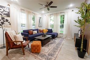 305 Jefferson Street - Photo 17