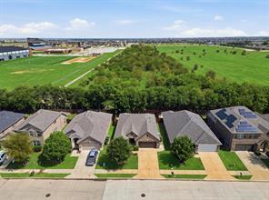 405 Bird Creek Drive - Photo 4