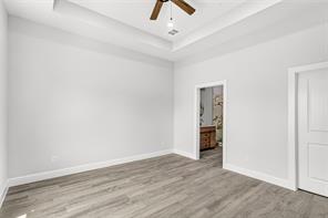 310 Dixon Street - Photo 17