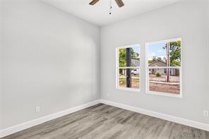 310 Dixon Street - Photo 26