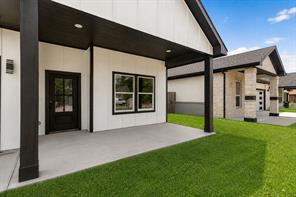 310 Dixon Street - Photo 3