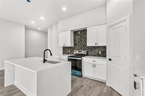 310 Dixon Street - Photo 9