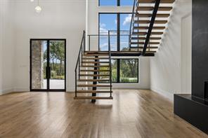 1024 Genoa Drive - Photo 3
