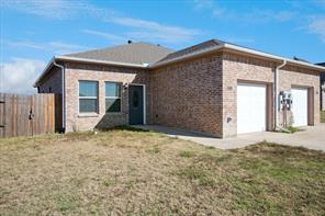 516-518 Wood Drive - Photo 1