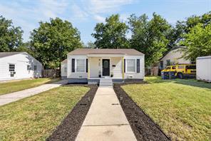 7428 Llano Avenue - Photo 1