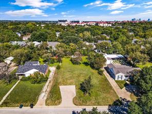 3512 W Biddison Street - Photo 1