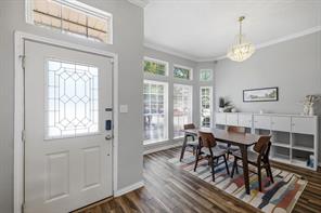 1517 Palisades Drive - Photo 3