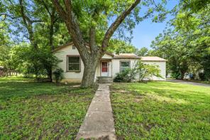 414 S Broadway Street - Photo 1