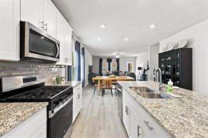 408 Castle Road - Photo 10