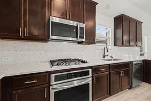 10020 Levelland Place - Photo 10