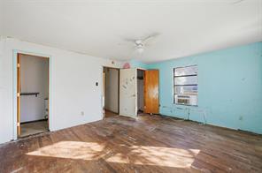604 S Spears Street - Photo 13