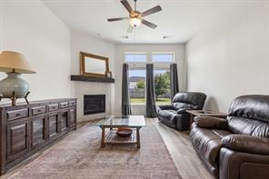 2609 Woodhill Way - Photo 4