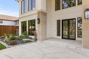 9421 Thornberry Lane - Photo 2
