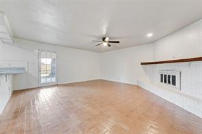 515 Forestwood Drive - Photo 3