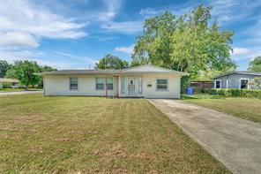 2682 Wasina Drive - Photo 1