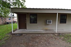 606 N Main Street - Photo 1