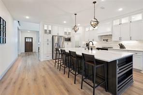 1805 Nomas Street - Photo 1