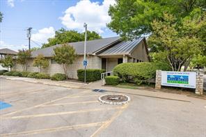310 W Bluff Street - Photo 1