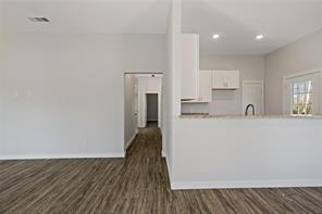 1420 FITZHUGH NE - Photo 1