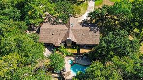 135 Creekside Drive - Photo 1