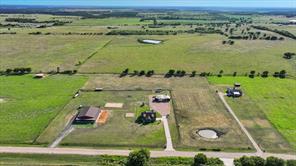 201 Private Road 107 - Photo 1