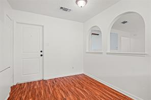 236 E Cunningham Avenue - Photo 7