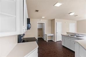 1933 Lavaca Trail - Photo 9