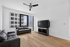 1200 Main Street - Photo 4