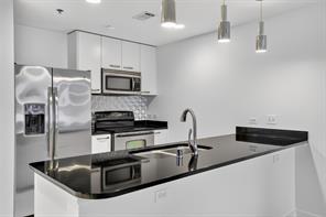 1200 Main Street - Photo 8