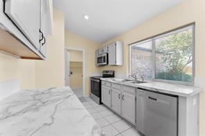 1404 Sheppard Lane - Photo 5