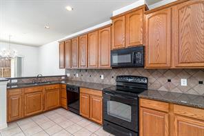 7909 Eddie Drive - Photo 11