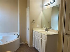 4637 Poplar Ridge Drive - Photo 10