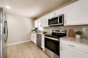 1318 Raines Street - Photo 7