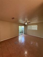 708 E Pecan Street - Photo 2
