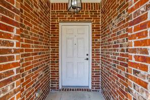 2214 Taylor Drive - Photo 4