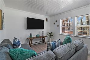5660 Dorothy - Photo 16