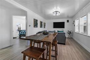 5660 Dorothy - Photo 17