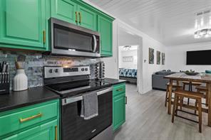 5660 Dorothy - Photo 22