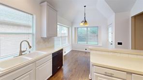 5901 Berkshire Road - Photo 5