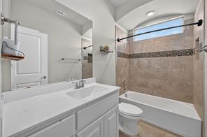 576 Pendennis Drive - Photo 11