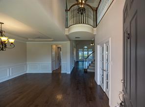 8520 Pinewood Drive - Photo 3
