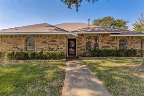 841 Broadmoor Drive - Photo 3