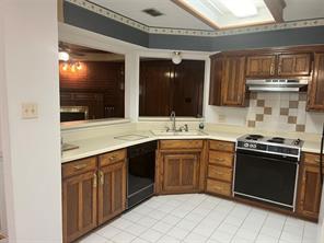 7640 Grassland Drive - Photo 10