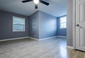 310 S Rusk Street - Photo 14