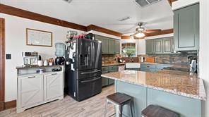 1870 Ross Lane - Photo 11
