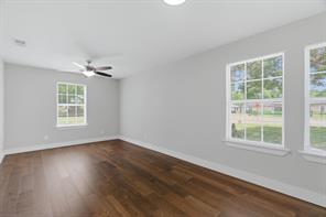 2204 Dunloe Avenue - Photo 14