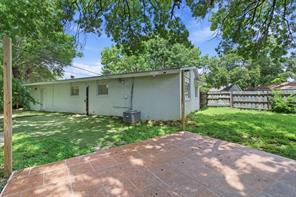 2204 Dunloe Avenue - Photo 25