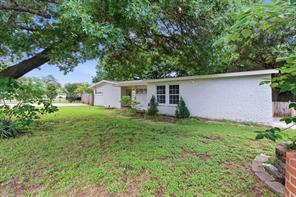2204 Dunloe Avenue - Photo 4
