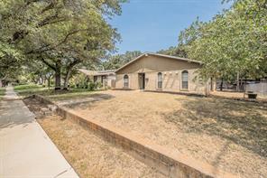 1201 Kingston Drive - Photo 2