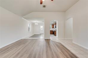 215 Timber Drive - Photo 4